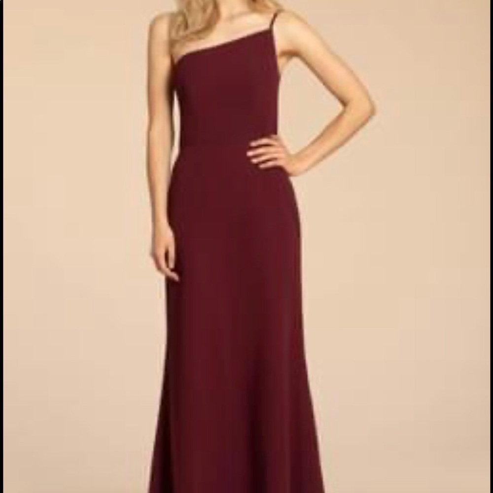 NEVER WORN Hayley Paige Sangria Bridesmaid Dress